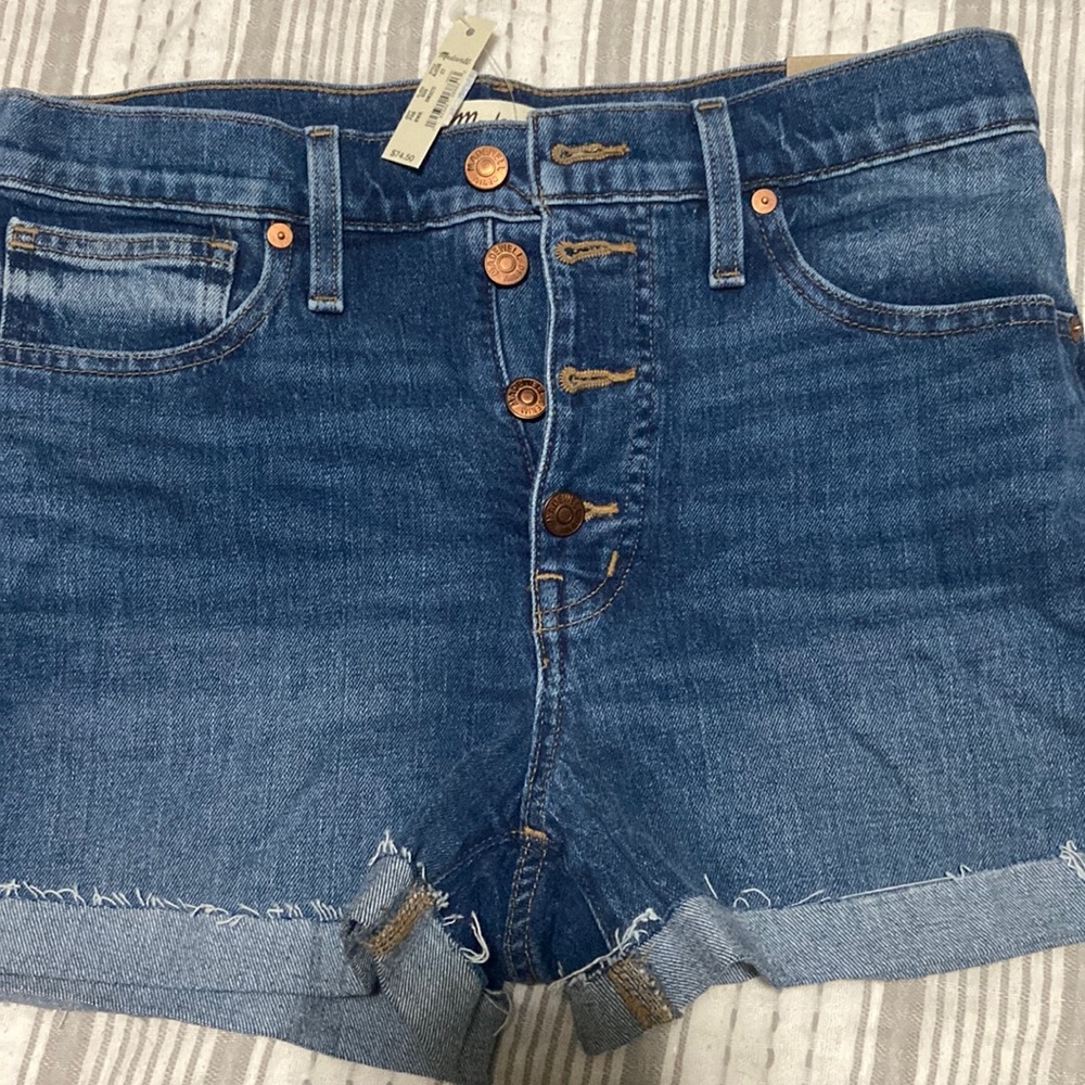 Madewell, NWT size 27 High - Rise Denim Shorts
